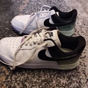 Nike Air Force 1 '07 Splatter Women's Shoes Size 7.5